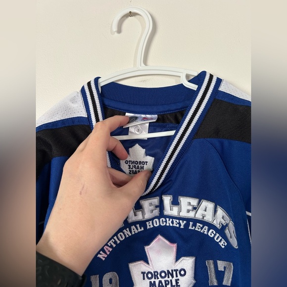 Toronto Maple Leafs Kids Blue Hockey Jersey Size 3 - Picture 3 of 5